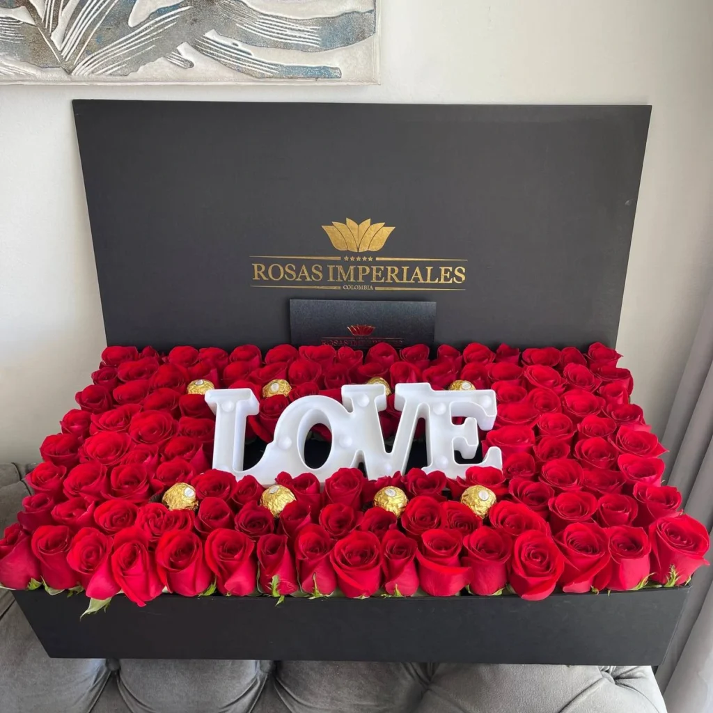 Caja XL con LOVE luminoso y 8 ferrero