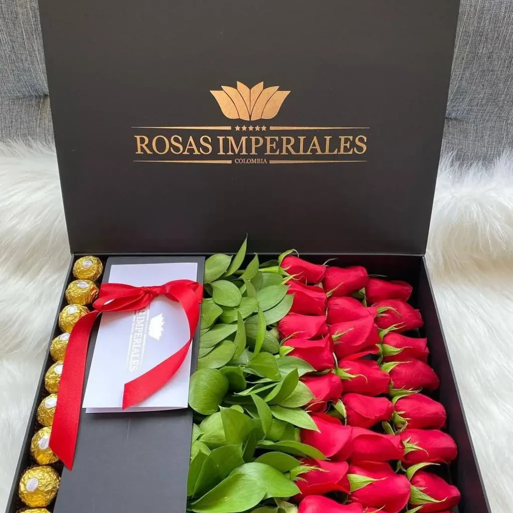 Estuche 24 rosas y 9 ferrero